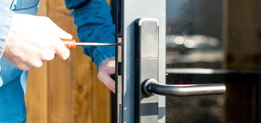 Aluminium Door Lock Replacement in North Highlands, California