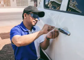 Car Locksmith in North Highlands, CA